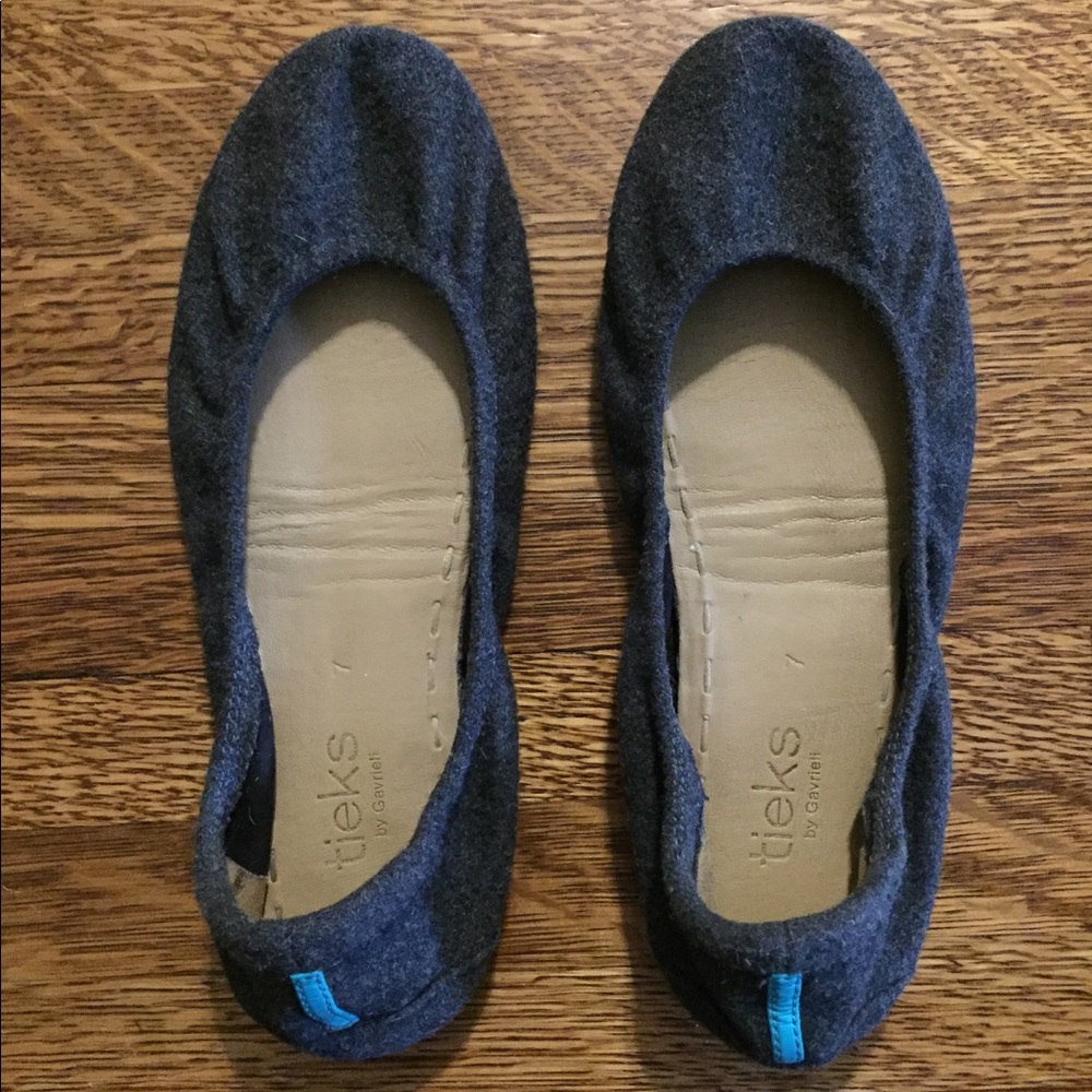 Tieks Greystone